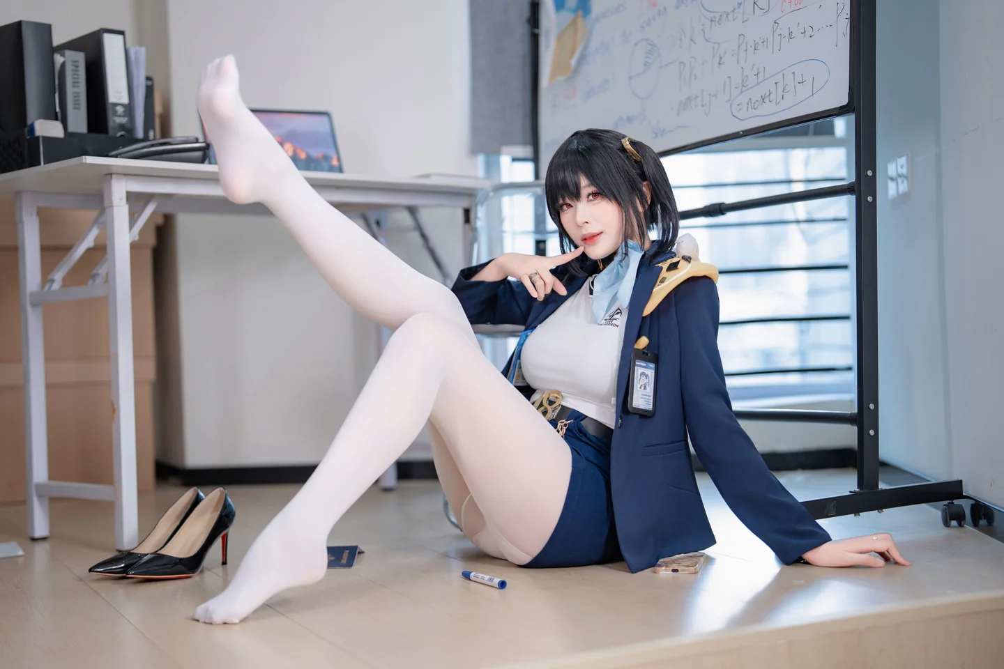 轩萧学姐 - No.083 索拉 [50P-158MB] tg@simisebaisi 【丝足阁】028.webp